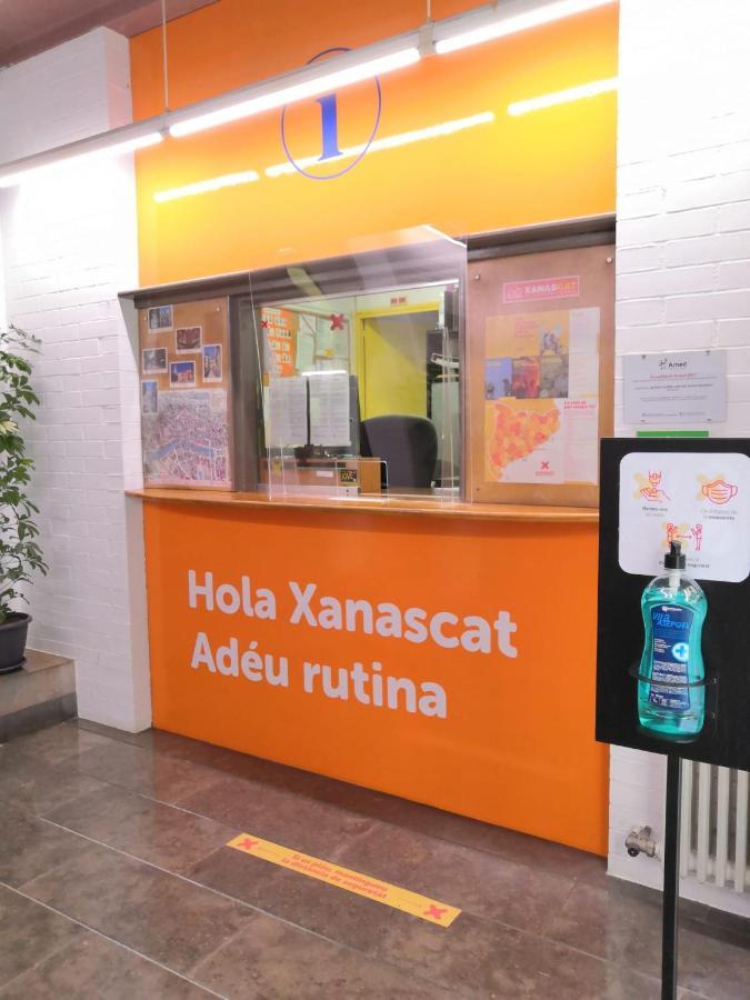 Alberg Girona Xanascat Bagian luar foto